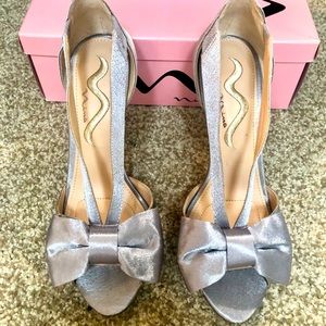 Nina heels-size 8